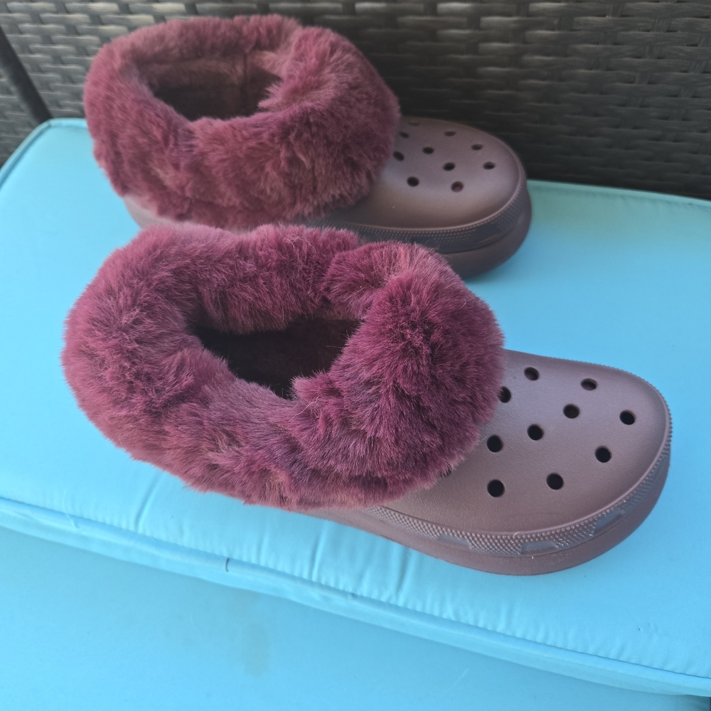 CROCS Faux Fur Lined Clogs in Wine